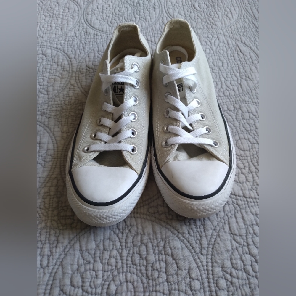 Chuck Taylor All Star Classic Unisex Low Tops